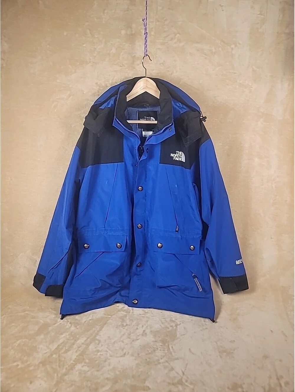 The Northface Gore Blue Tex Zip Up Jacket Size Medium